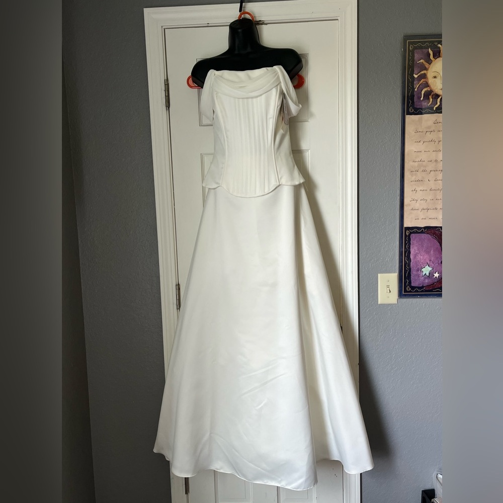 Jessica McClintock White Strapless Wedding Dress